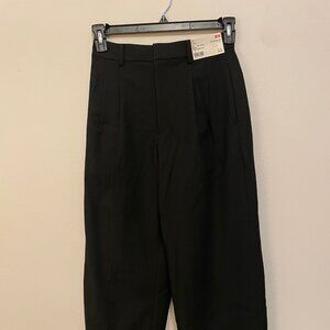New Uniqlo Black Women's Pleated Wide Pants